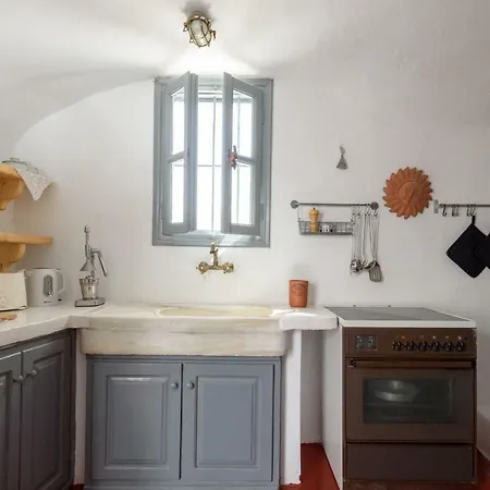 Dom wakacyjny Rodies Traditional House Emporio (Santorini)
