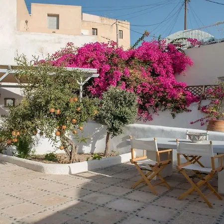 Rodies Traditional House Nyaraló Emborió