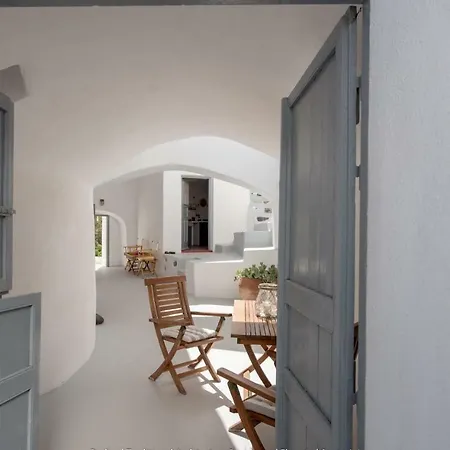 Nyaraló Rodies Traditional House Emborió