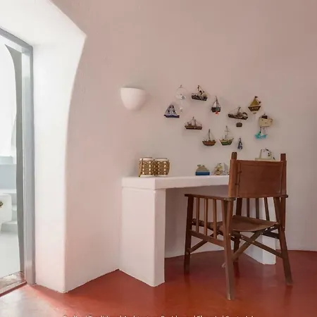 Rodies Traditional House * Emborió