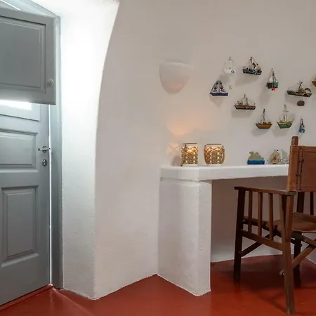 Rodies Traditional House Feriehus